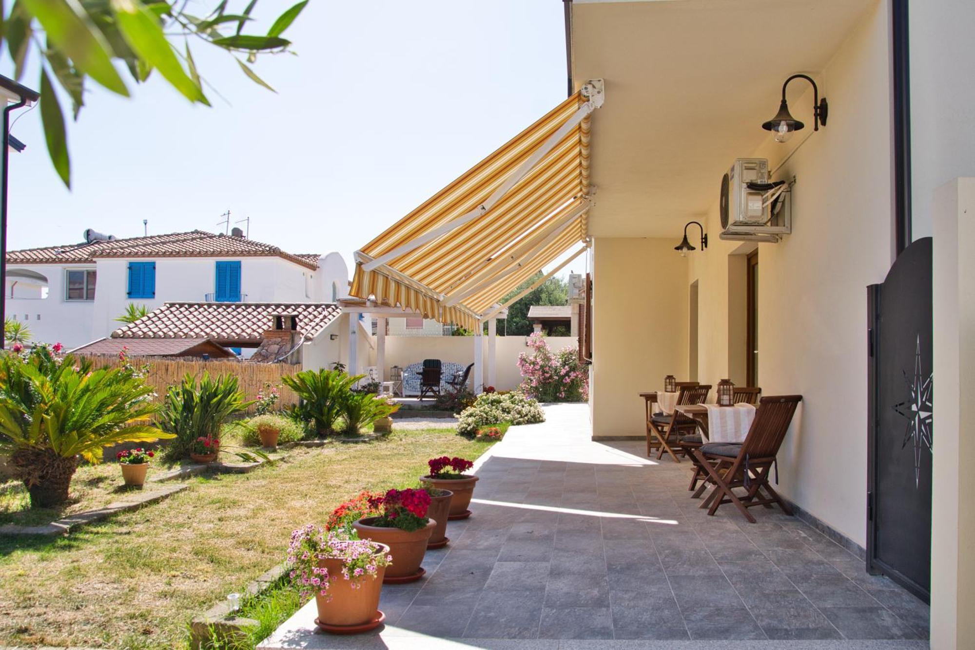 Dommu Livia Hotell Lotzorai Rom bilde